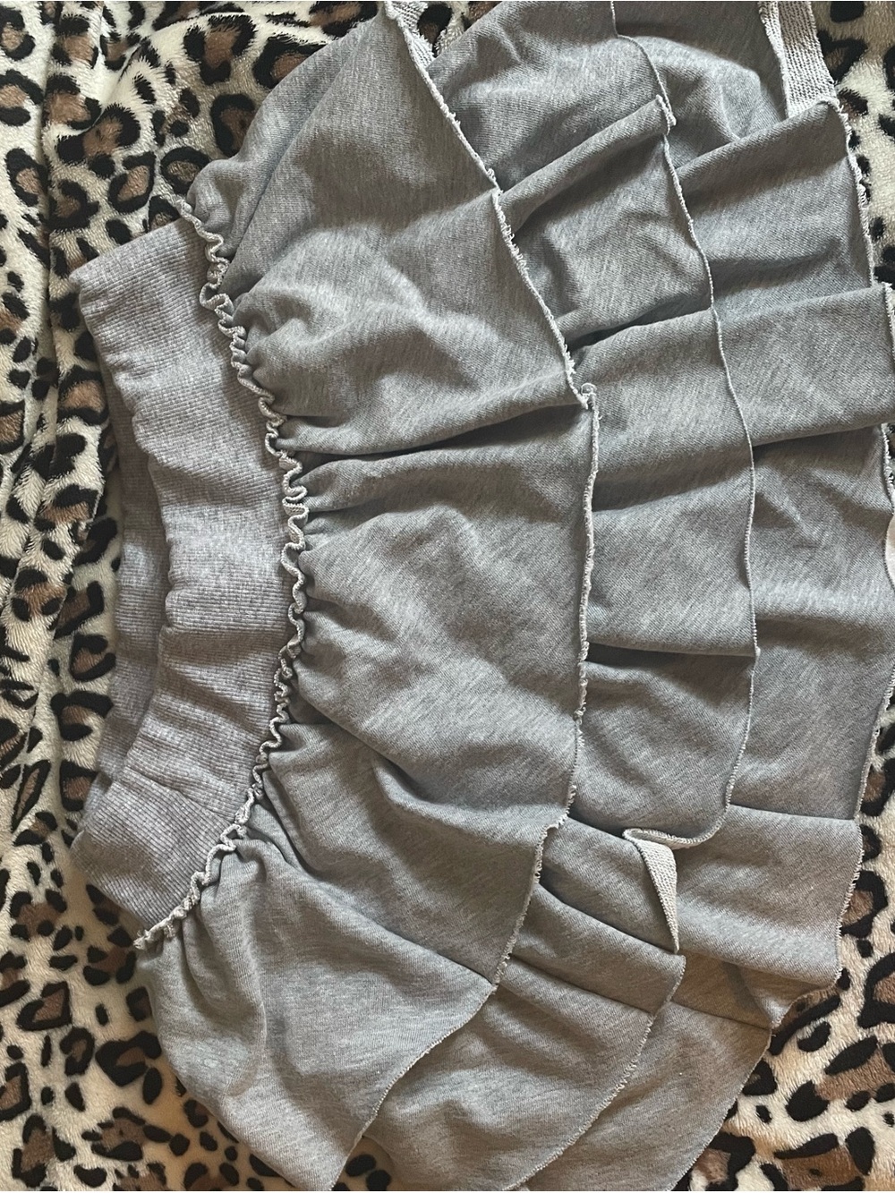 ♡ Tiered Ruffle Mini Skirt - Picture 2 of 3
